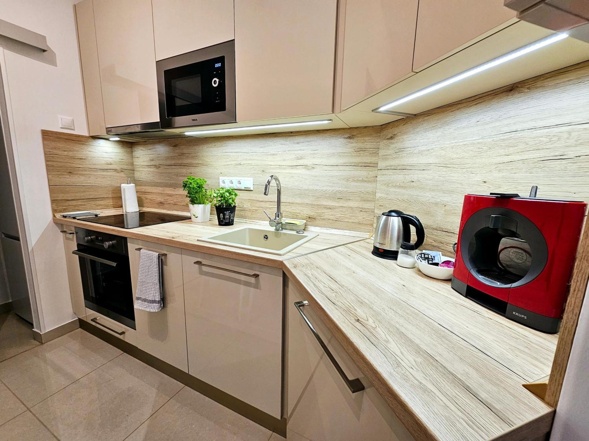 Apartment Petibo - Kazinczy 10., A/c, Location Downtown *
