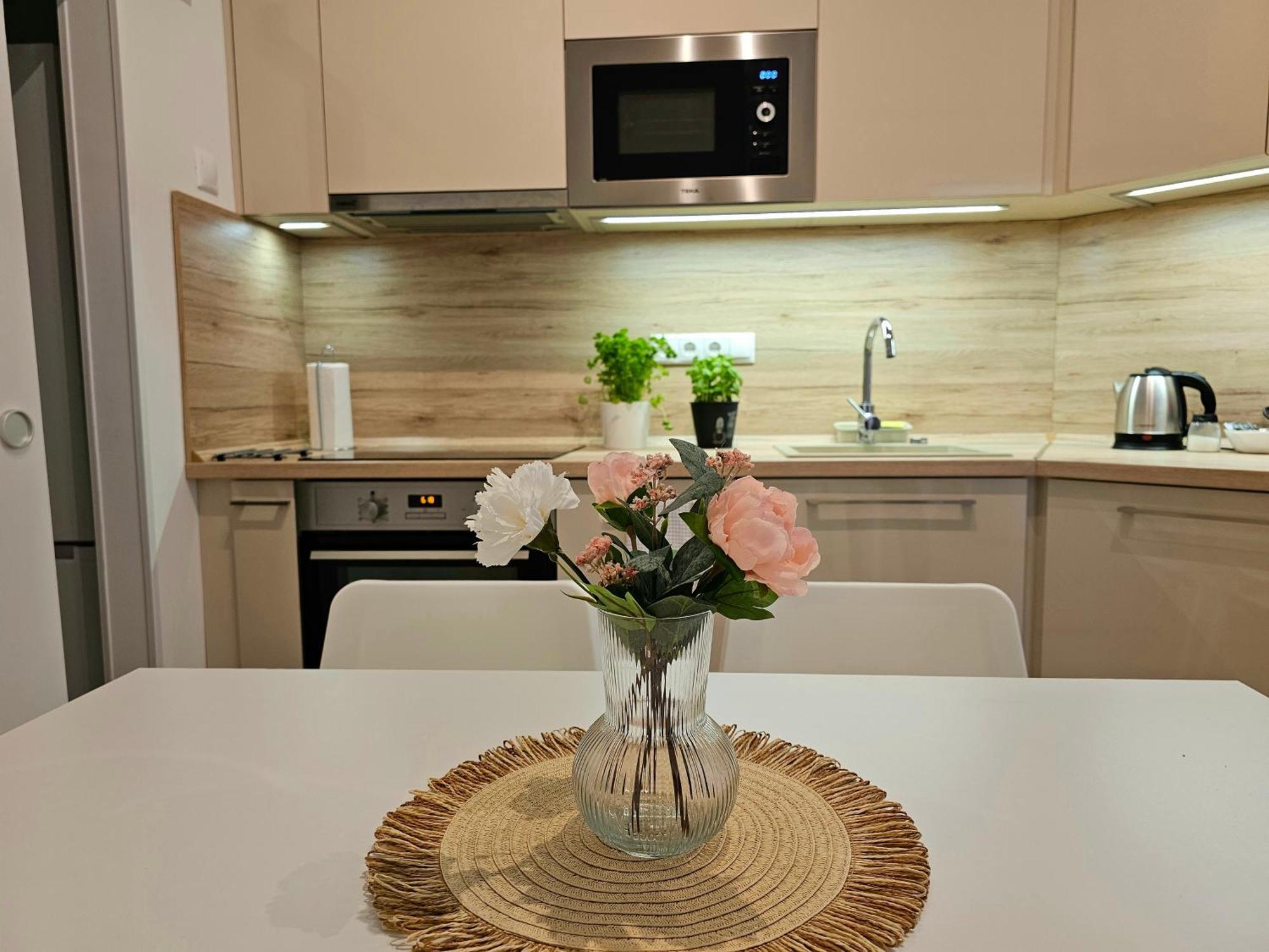Petibo - Kazinczy 10., A/c, Location Downtown *